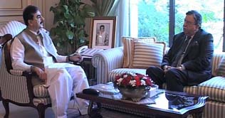 Inflation reduces by 0.5 percent in a month: Shaukat Tareen